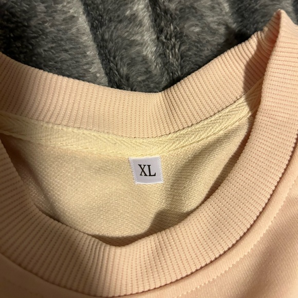 women’s graphic crewneck sweatshirt “beach bum” women’s size xl - Picture 2 of 2